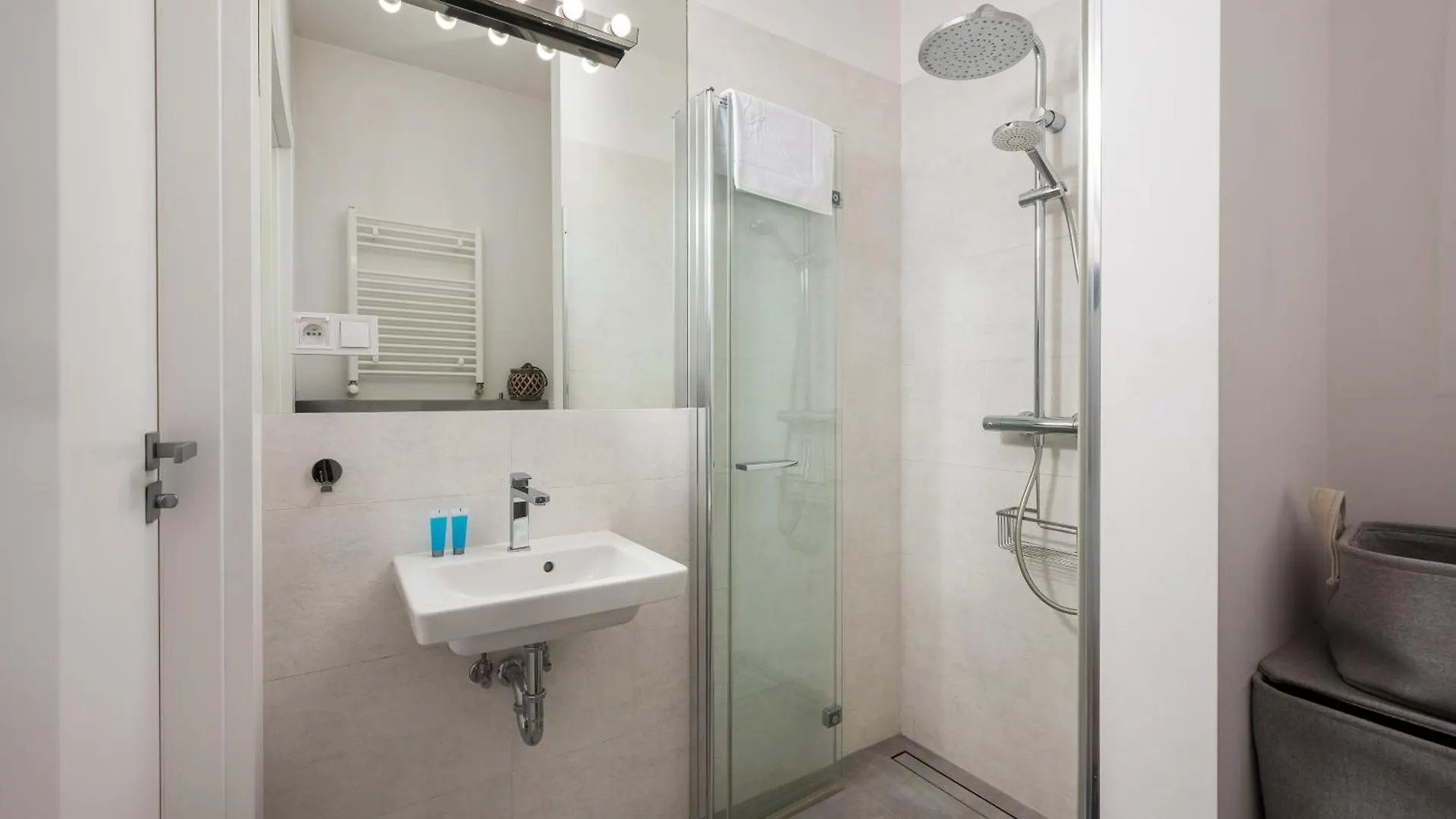 Apartment Wola Pawia Comfort Studio Warsaw